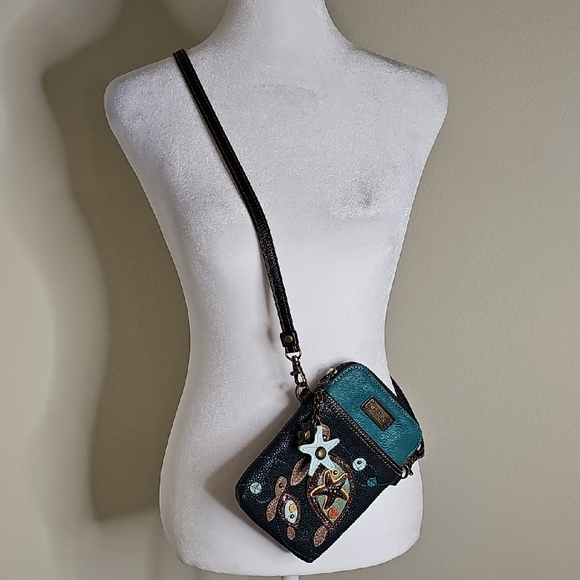 Chala Swimming Turtles with Starfish Crossbody Vegan Leather Bag - Picture 5 of 13